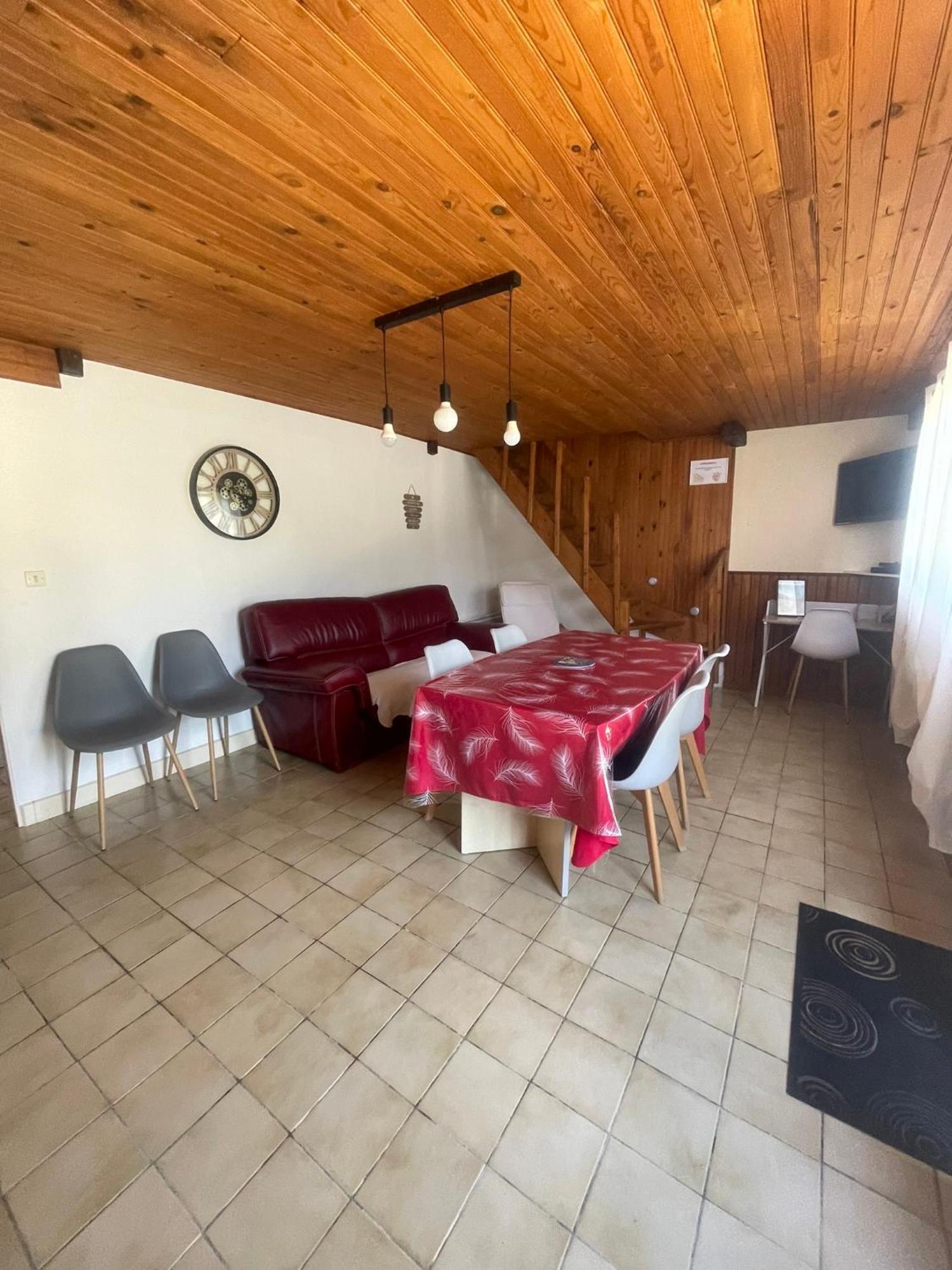 Maison De A Louer Casa de Férias *